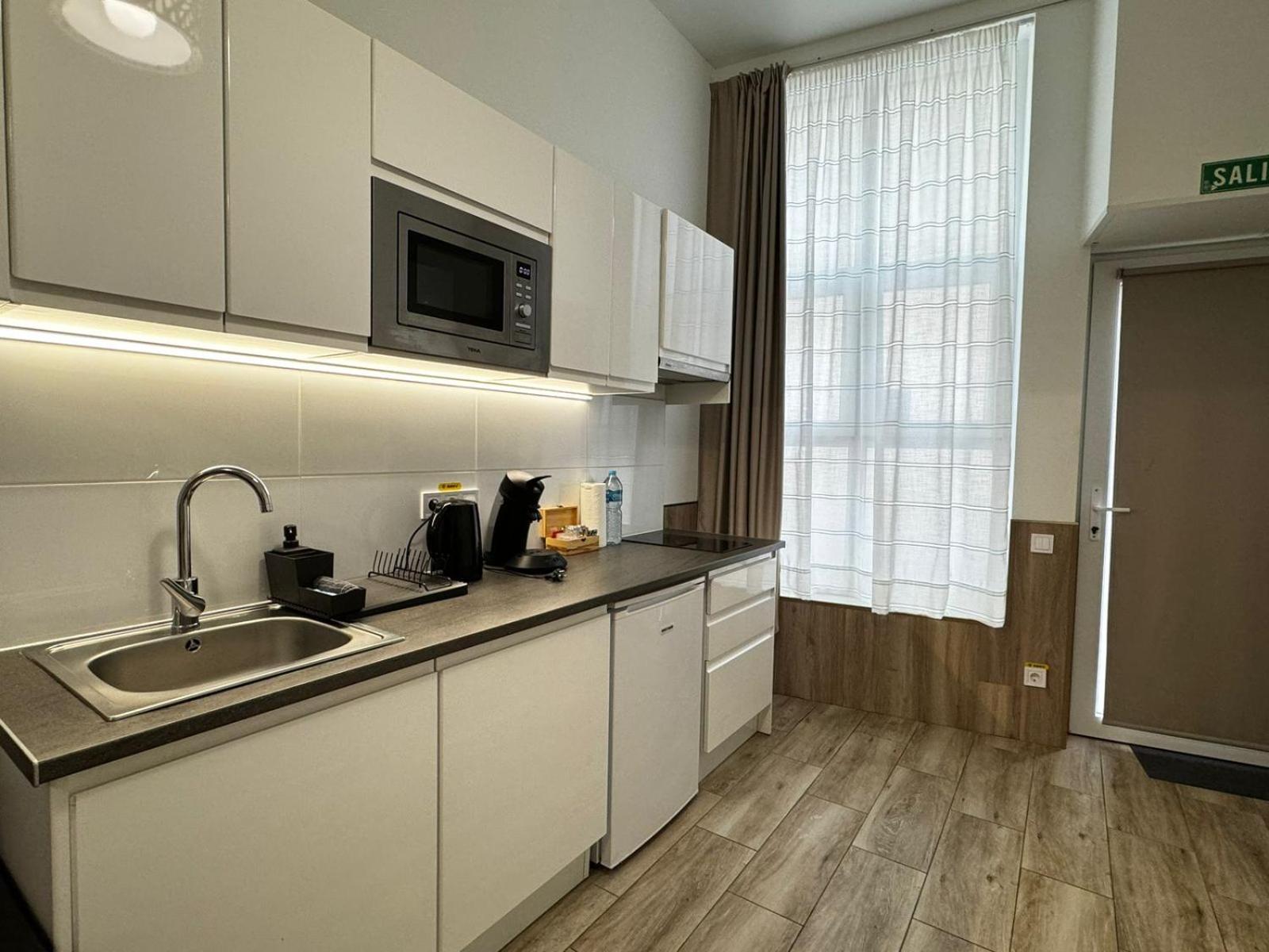 Moderno Apartamento Del Arquitecto Aparthotel Valência Exterior foto