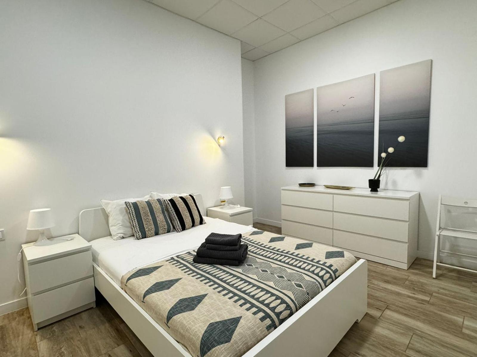 Moderno Apartamento Del Arquitecto Aparthotel Valência Exterior foto
