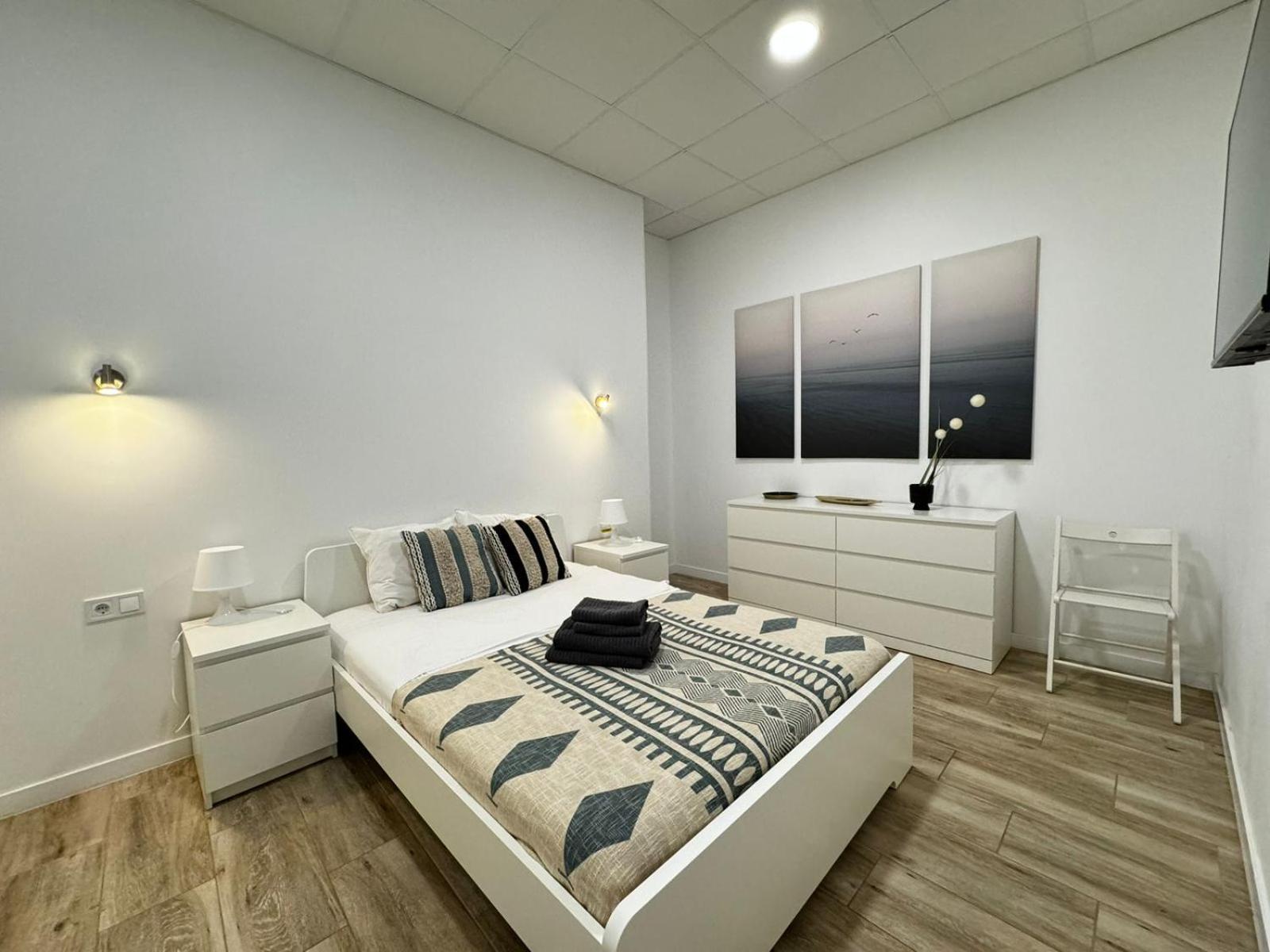 Moderno Apartamento Del Arquitecto Aparthotel Valência Exterior foto